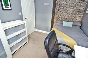 Photo 5- click for photo gallery